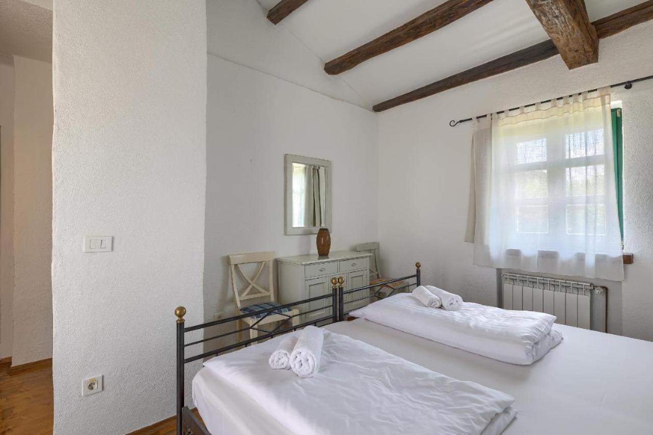 Villa Leopoldo By Istrian Country Houses Barat  Kültér fotó