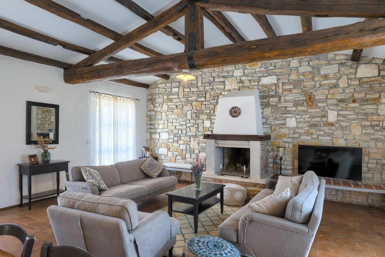Villa Leopoldo By Istrian Country Houses Barat  Kültér fotó
