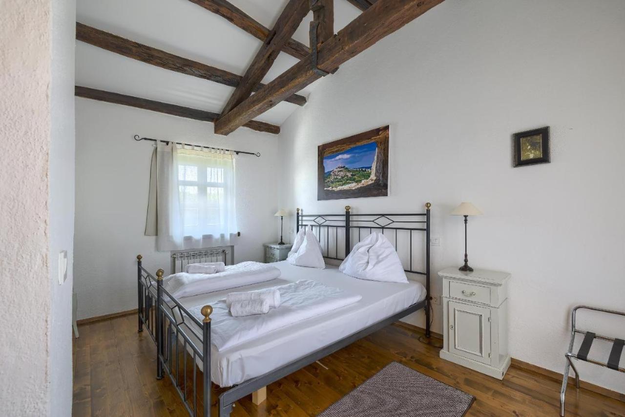 Villa Leopoldo By Istrian Country Houses Barat  Kültér fotó