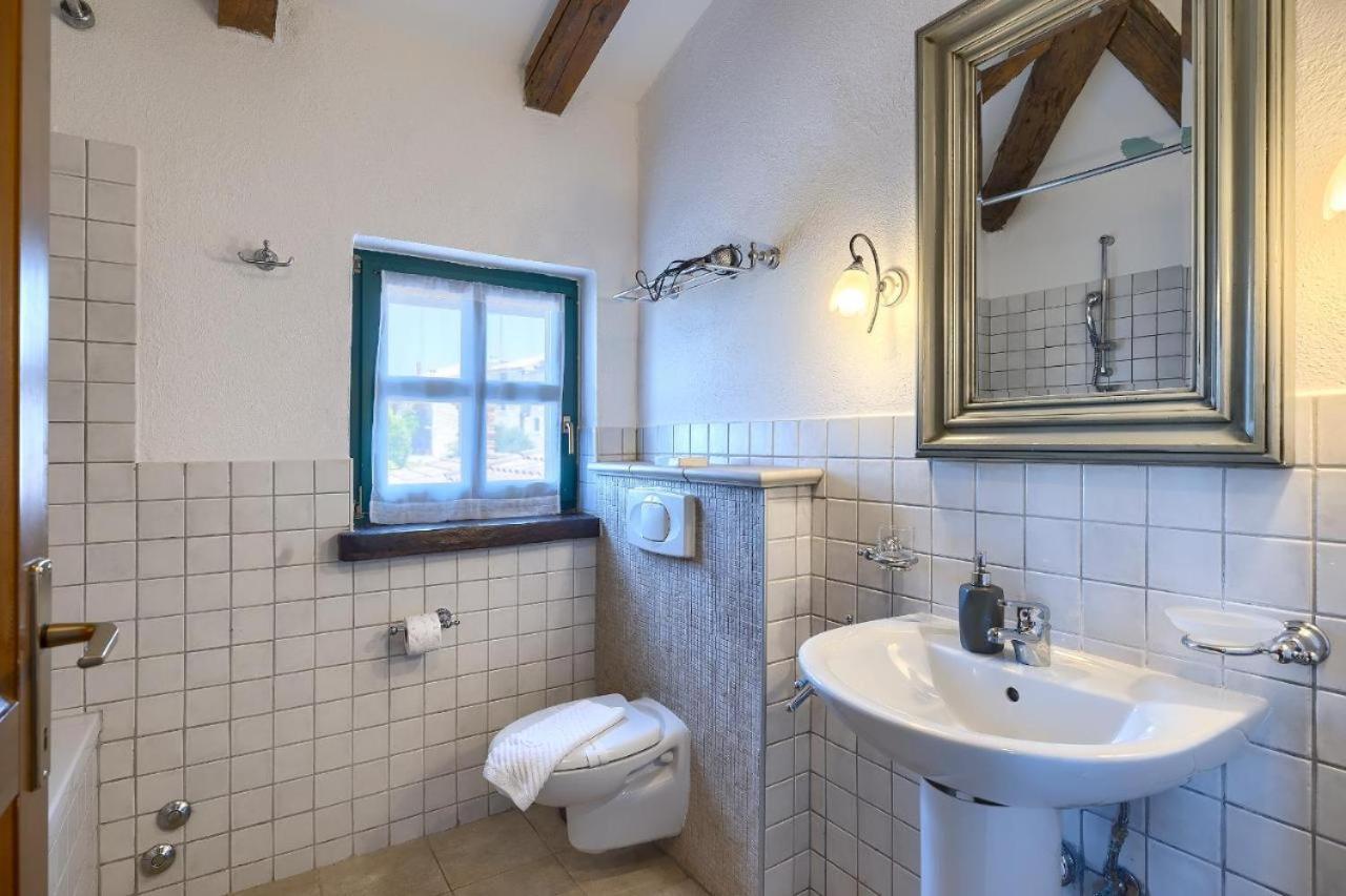 Villa Leopoldo By Istrian Country Houses Barat  Kültér fotó
