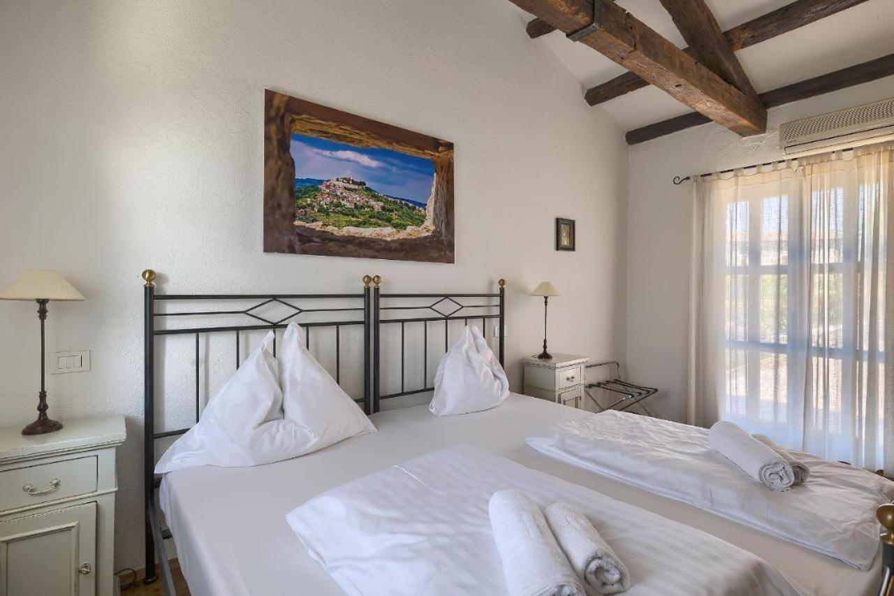 Villa Leopoldo By Istrian Country Houses Barat  Kültér fotó